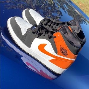 Orange, black & white Jordan retro 1s/ 10.5